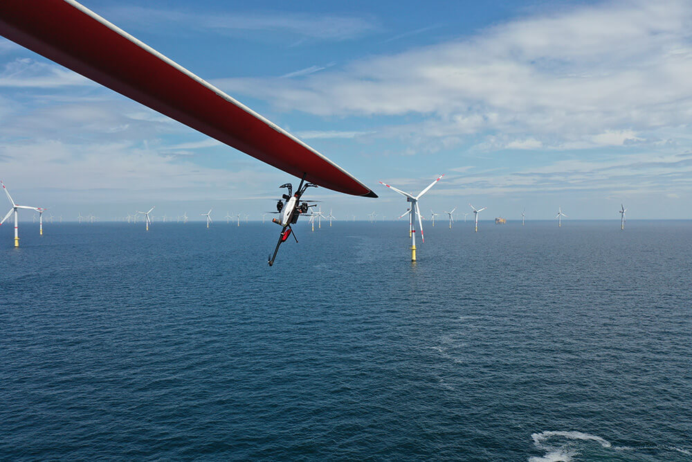 Voliro T Tests Offshore Wind Turbines